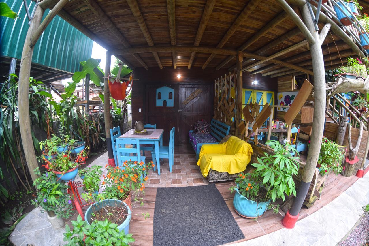 Wood House Hostel La Fortuna 외부 사진