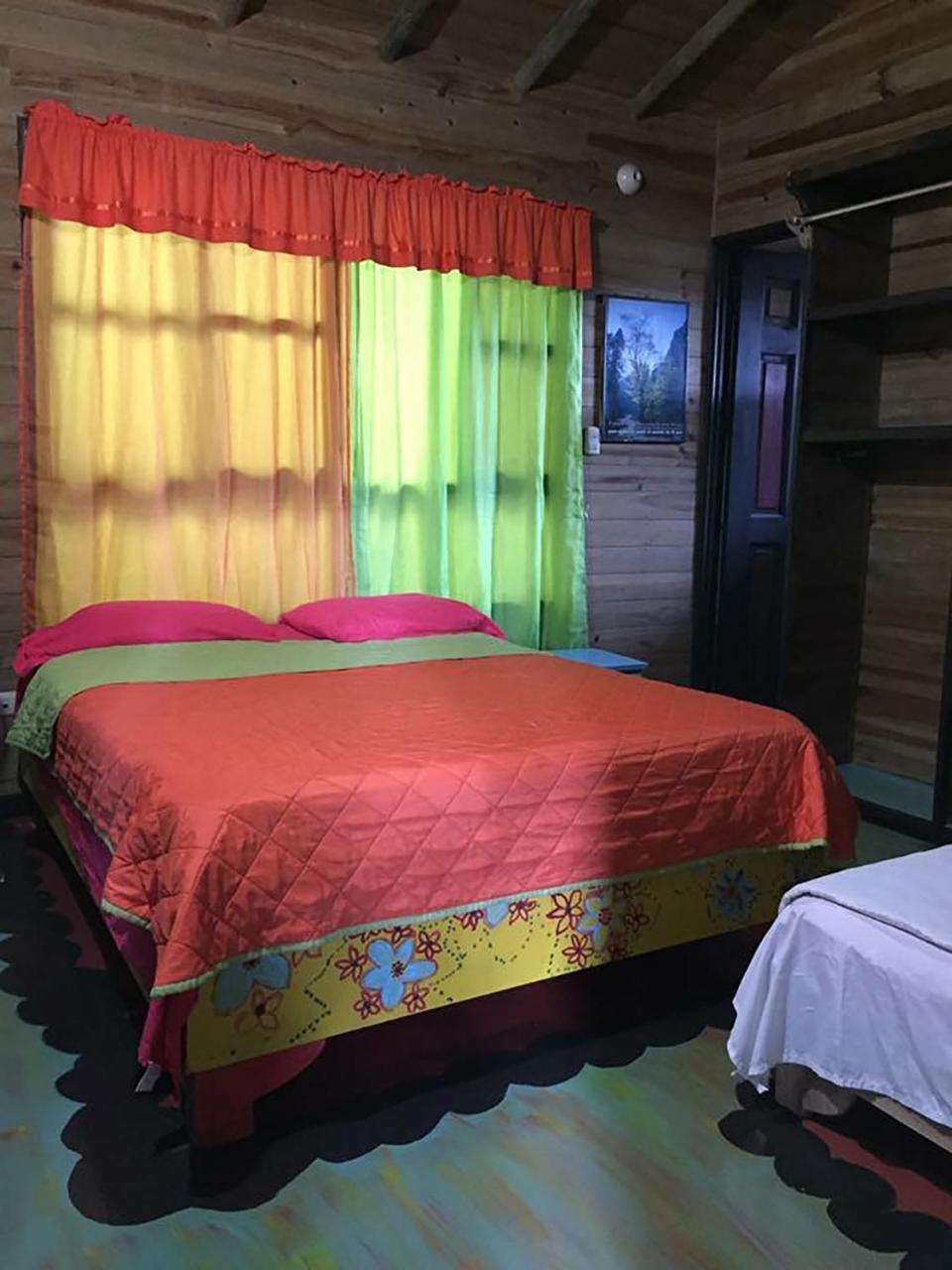 Wood House Hostel La Fortuna 외부 사진